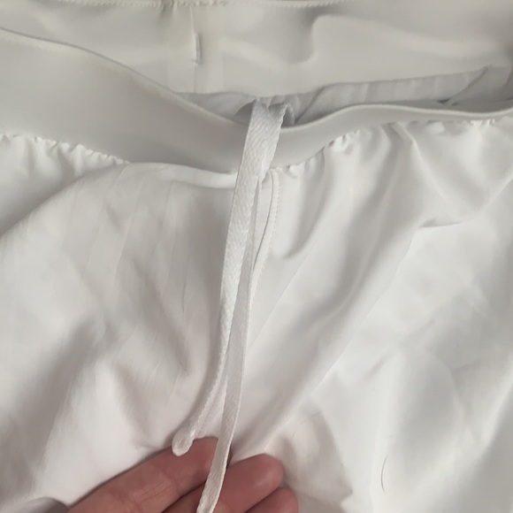 Under Armour Althletic shorts size small - Picture 7 of 7